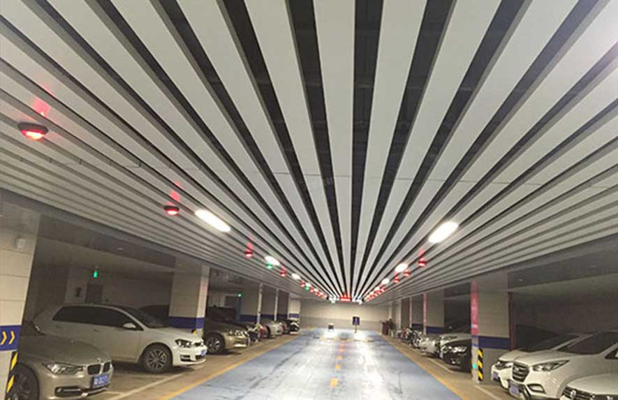 湖南遠大地下停車場